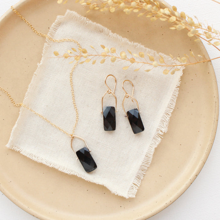 Pinned Onyx Gold Earrings