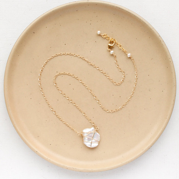 Organic Pearl Gold Necklace