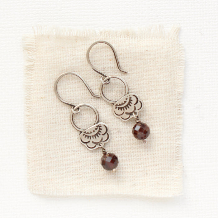 Garnet Jolie Hoop Earrings