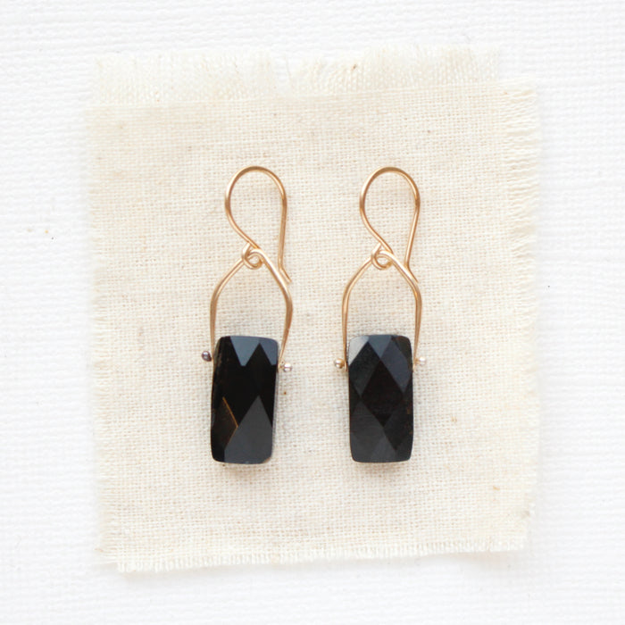 Pinned Onyx Gold Earrings