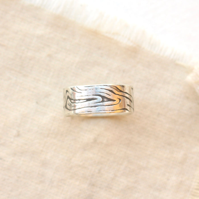 Woodgrain Texture Silver Ring